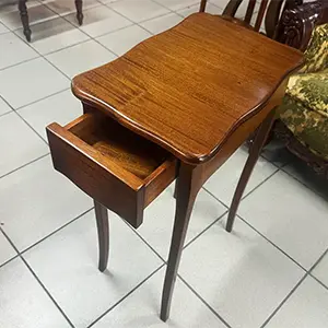 Столик приставной/ламповый с ящиком