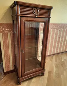 Витрина малая "Мария Сильва" Орех 