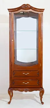 Шкаф-витрина