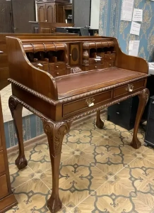 Бюро резное Chippendale MSU.56 Brown купить в интернет магазине Мебельный Салон. Звоните +7 495 743 46 14